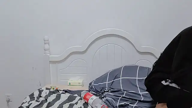 Snapshot of xiaoyi2563 chatting on October 2025 02:03:02 PM xiaoyi2563 online show from October 2025 02:03:02 PM