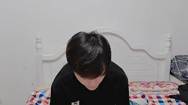 Snapshot of xiaoyi2563 chatting on October 2025 01:23:02 PM xiaoyi2563 online show from October 2025 01:23:02 PM