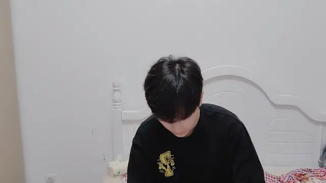 Snapshot of xiaoyi2563 chatting on November 2025 10:04:02 AM xiaoyi2563 online show from November 2025 10:04:02 AM