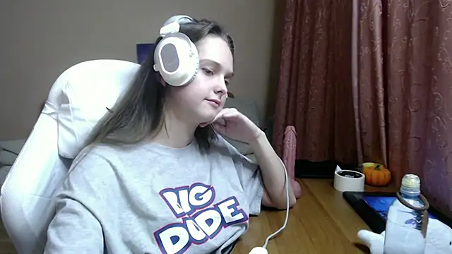 SharybbFace online show from October 2025 03:09:01 PM