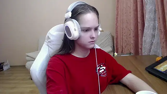 SharybbFace online show from October 2025 03:24:01 PM