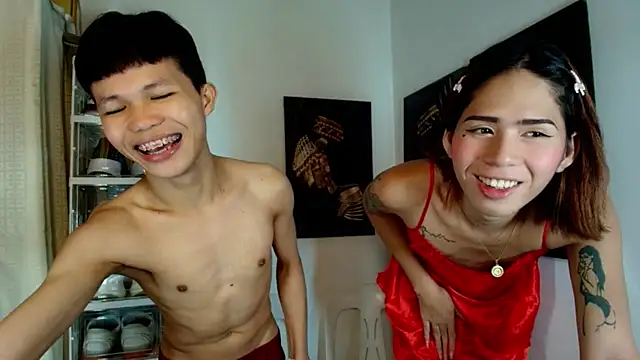 Snapshot of CandySweetCock chatting on October 2025 06:35:02 AM CandySweetCock online show from October 2025 06:35:02 AM