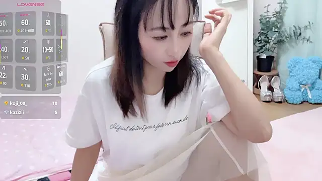 RIjiejie2 online show from October 2025 02:27:02 PM