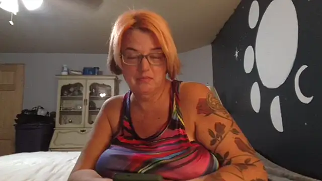 ReneeReigns online show from September 2025 02:50:01 PM