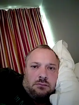Yannor36 online show from September 2025 04:18:01 PM