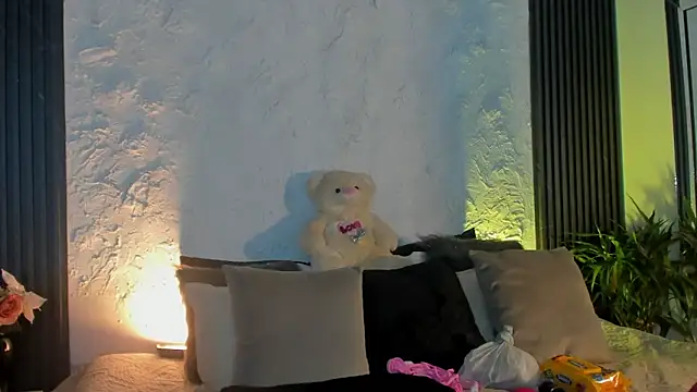 joselin rouse online show from November 2025 11:53:01 AM