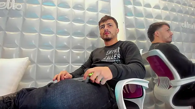 Snapshot of Jack_Daniel__ chatting on October 2025 04:59:02 PM Jack Daniel online show from October 2025 04:59:02 PM