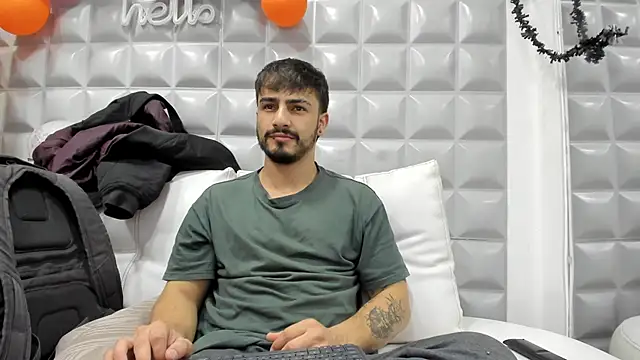 Snapshot of Jack_Daniel__ chatting on October 2025 02:29:01 PM Jack Daniel online show from October 2025 02:29:01 PM