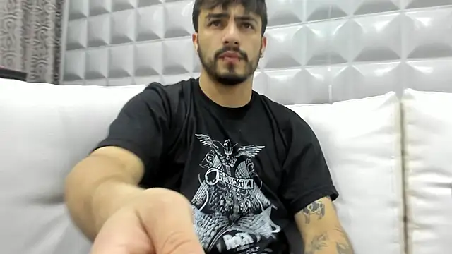 Snapshot of Jack_Daniel__ chatting on November 2025 05:23:01 PM Jack Daniel online show from November 2025 05:23:01 PM