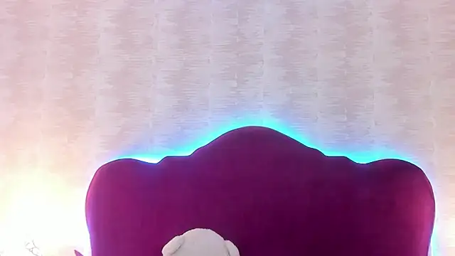 Snapshot of LaylaaDoll chatting on October 2025 06:05:02 PM LaylaaDoll online show from October 2025 06:05:02 PM