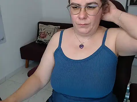 Snapshot of Sofy_Hande chatting on October 2025 12:31:01 AM Sofy Hande online show from October 2025 12:31:01 AM