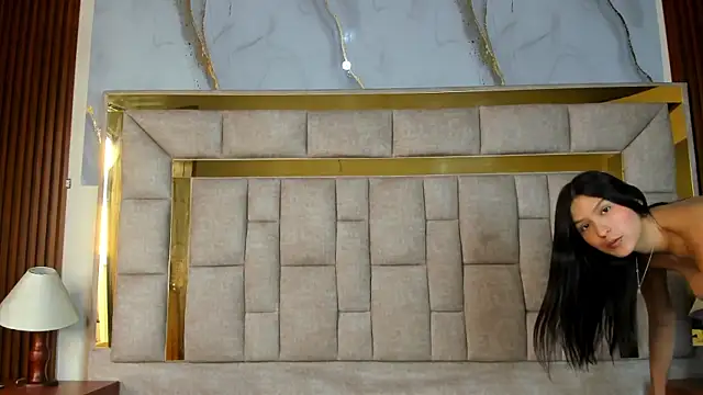 Snapshot of AggathaSanders_ chatting on October 2025 12:34:02 PM AggathaSanders online show from October 2025 12:34:02 PM