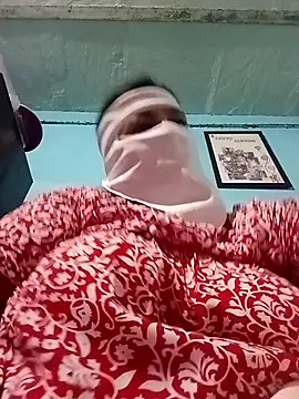 Snapshot of Love-890 chatting on November 2025 06:57:02 AM Love-890 online show from November 2025 06:57:02 AM