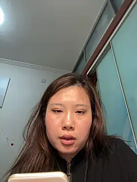 FeiFei1742 online show from September 2025 04:11:01 PM