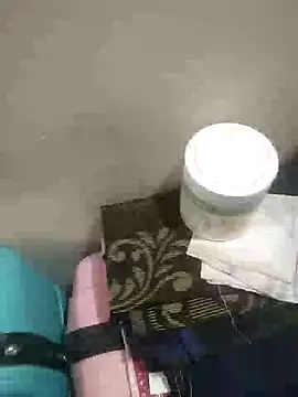 Snapshot of Love40777 chatting on December 2025 06:25:02 PM Love40777 online show from December 2025 06:25:02 PM