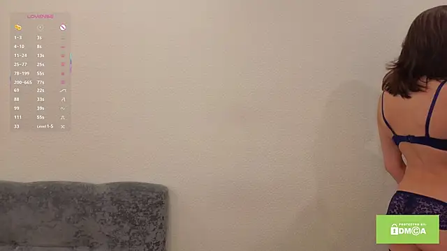 vanessa one  online show from November 2025 07:03:02 AM