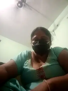 Mmm143 online show from September 2025 08:24:01 PM