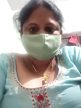 Mmm143 online show from October 2025 05:35:01 PM