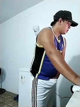 Snapshot of Alex_man23 chatting on November 2025 10:43:02 PM Alex man23 online show from November 2025 10:43:02 PM