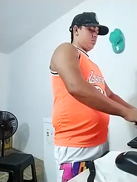 Snapshot of Alex_man23 chatting on November 2025 02:45:01 AM Alex man23 online show from November 2025 02:45:01 AM