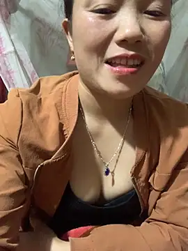 Snapshot of _losrt_cherry_ chatting on November 2025 04:38:02 PM losrt cherry online show from November 2025 04:38:02 PM