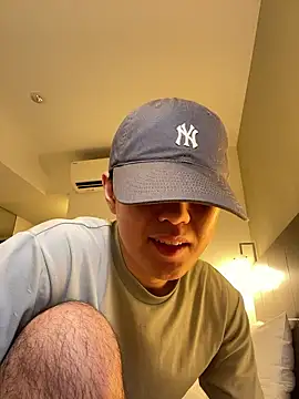 Snapshot of KAMESAN08 chatting on September 2025 11:48:01 AM KAMESAN08 online show from September 2025 11:48:01 AM