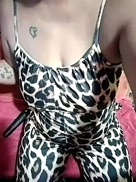 Snapshot of Ninus7 chatting on November 2025 01:28:02 AM Ninus7 online show from November 2025 01:28:02 AM