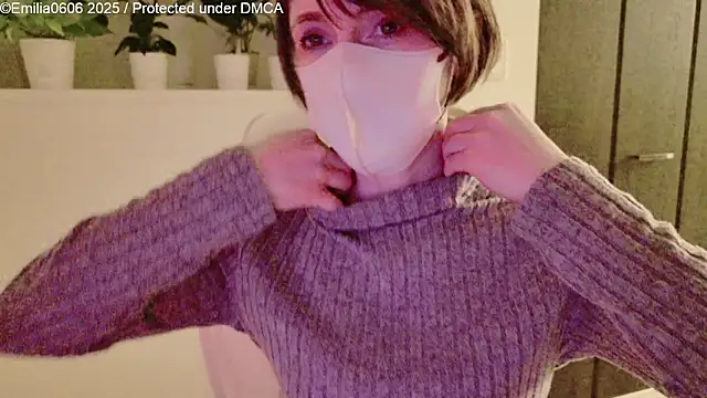 Snapshot of MariaM_080 chatting on December 2025 09:00:01 PM MariaM 080 online show from December 2025 09:00:01 PM