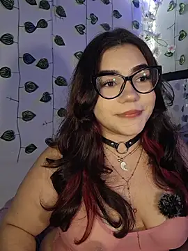 Snapshot of MegXo chatting on November 2025 06:56:02 AM MegXo online show from November 2025 06:56:02 AM