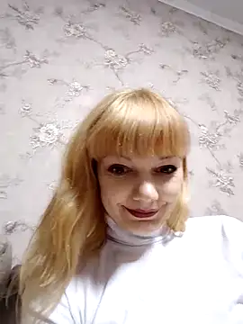 AliceSwan1122 online show from September 2025 07:15:02 PM