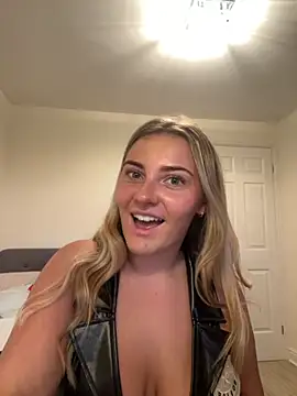 Snapshot of Sapphireroseee chatting on October 2025 04:52:01 PM Sapphireroseee online show from October 2025 04:52:01 PM