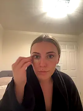 Snapshot of Sapphireroseee chatting on November 2025 05:35:01 PM Sapphireroseee online show from November 2025 05:35:01 PM