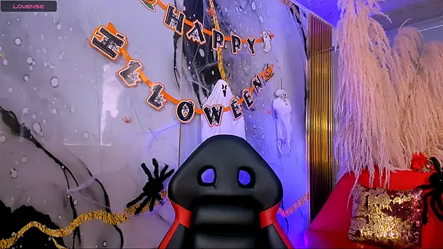 celeste hot   online show from October 2025 08:33:01 PM