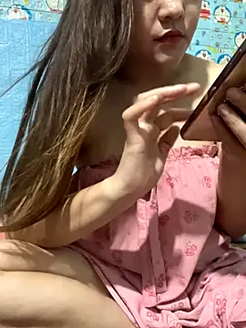 Trang-cute18 online show from September 2025 06:29:02 AM