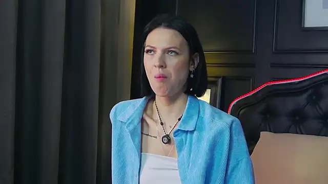 Snapshot of EmmaStarkk chatting on October 2025 06:03:02 AM EmmaStarkk online show from October 2025 06:03:02 AM