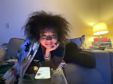 Snapshot of GoddessFatPuss chatting on September 2025 06:02:02 AM GoddessFatPuss online show from September 2025 06:02:02 AM