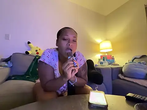 Snapshot of GoddessFatPuss chatting on October 2025 06:43:02 AM GoddessFatPuss online show from October 2025 06:43:02 AM