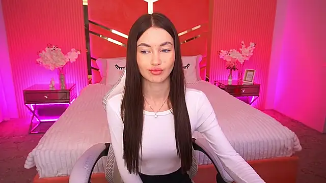 CherryyLulu online show from November 2025 08:57:01 AM