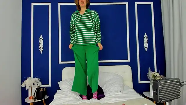 Snapshot of SabrinaRayX chatting on October 2025 01:26:02 PM SabrinaRayX online show from October 2025 01:26:02 PM