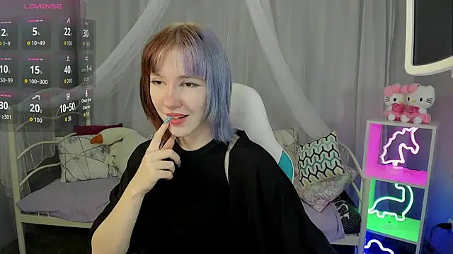 Snapshot of JessieRich chatting on October 2025 09:02:01 PM JessieRich online show from October 2025 09:02:01 PM