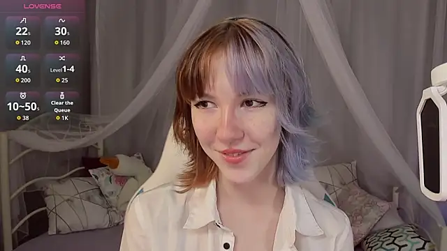 Snapshot of JessieRich chatting on October 2025 10:32:02 PM JessieRich online show from October 2025 10:32:02 PM