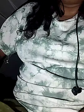 Snapshot of lickcandy chatting on October 2025 05:14:01 PM lickcandy online show from October 2025 05:14:01 PM