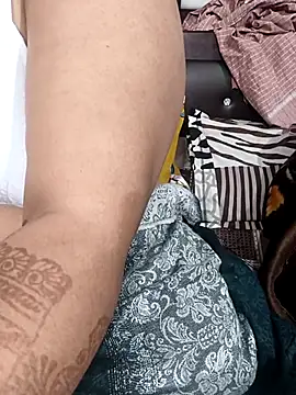 Snapshot of lickcandy chatting on November 2025 06:57:01 PM lickcandy online show from November 2025 06:57:01 PM