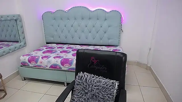 Cordelia Perlman online show from October 2025 01:12:02 PM