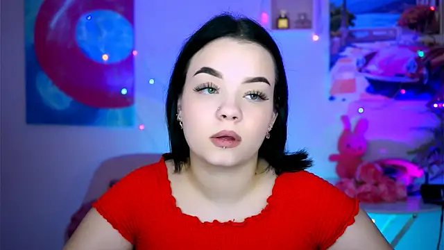 Snapshot of leslierowe_ chatting on September 2025 01:02:01 PM leslierowe online show from September 2025 01:02:01 PM