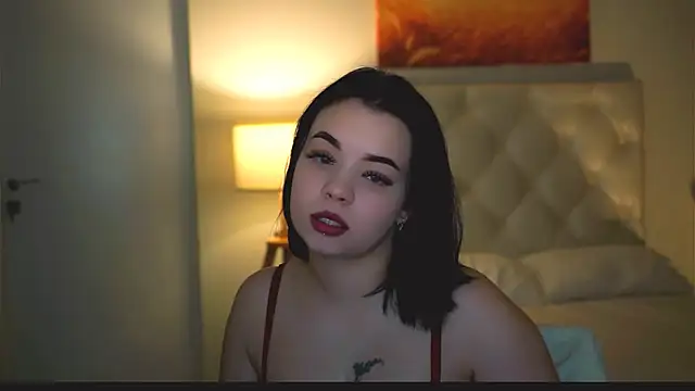 Snapshot of leslierowe_ chatting on September 2025 04:54:01 PM leslierowe online show from September 2025 04:54:01 PM