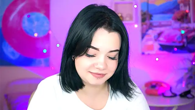 Snapshot of leslierowe_ chatting on September 2025 04:23:02 PM leslierowe online show from September 2025 04:23:02 PM