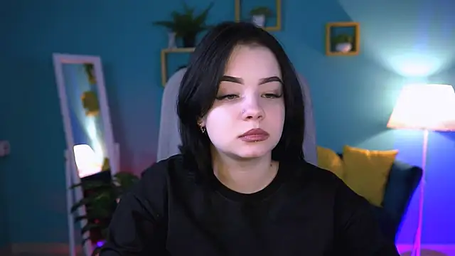 Snapshot of leslierowe_ chatting on October 2025 04:19:01 PM leslierowe online show from October 2025 04:19:01 PM