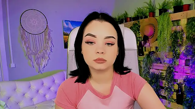 Snapshot of leslierowe_ chatting on October 2025 04:41:02 PM leslierowe online show from October 2025 04:41:02 PM