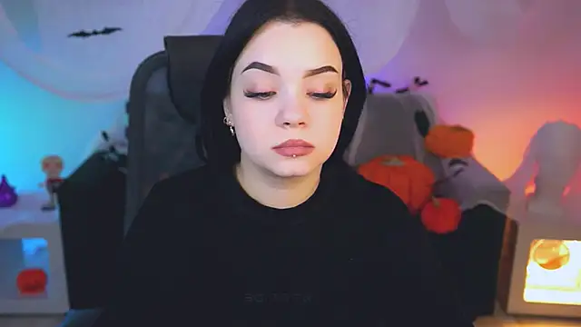 Snapshot of leslierowe_ chatting on October 2025 11:44:02 AM leslierowe online show from October 2025 11:44:02 AM